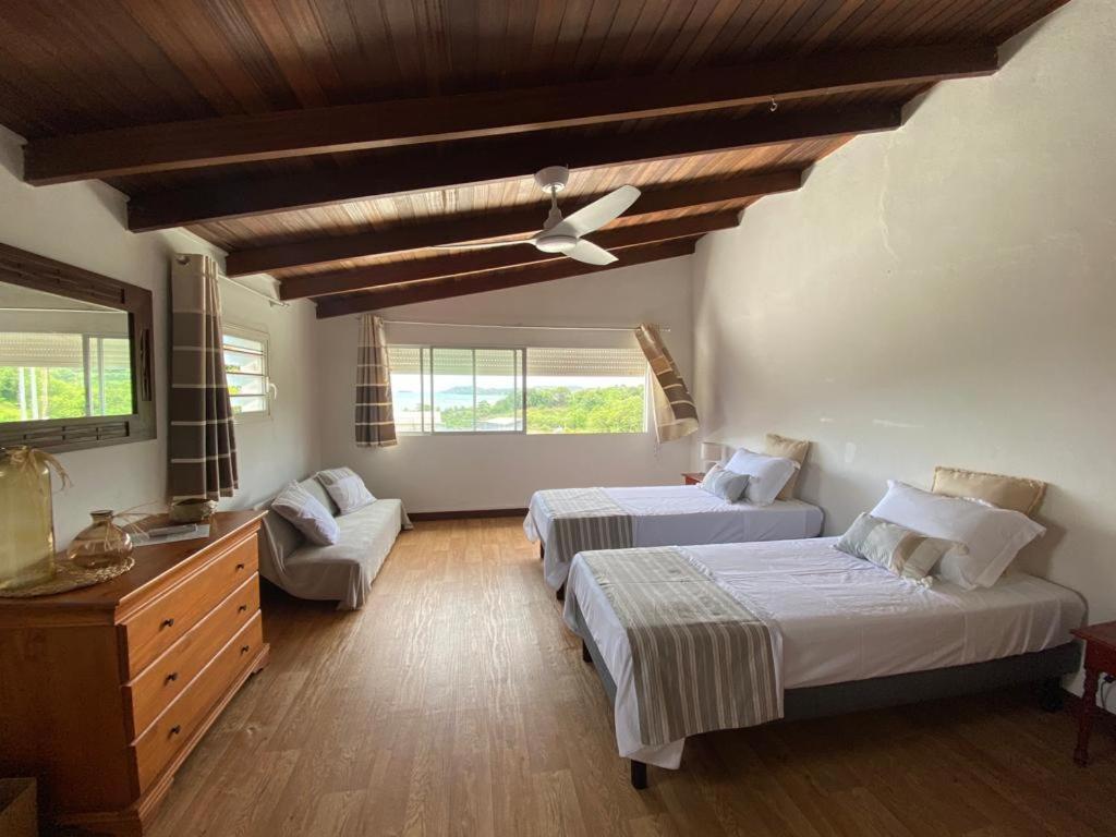 Notre Vie La Bed & Breakfast เลอ โฮแบร์ ภายนอก รูปภาพ