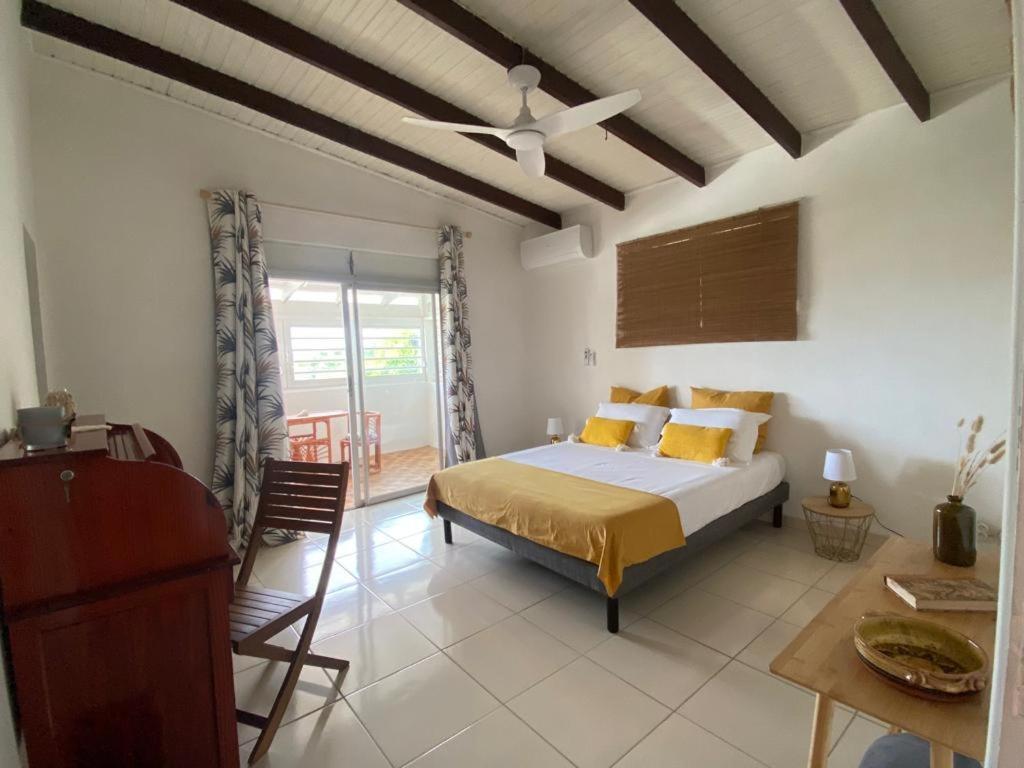 Notre Vie La Bed & Breakfast เลอ โฮแบร์ ภายนอก รูปภาพ